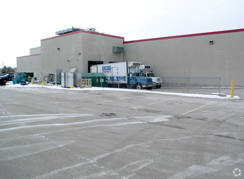 More Photos Of 1900-1964 S Koeller St, Oshkosh Unknown For Lease