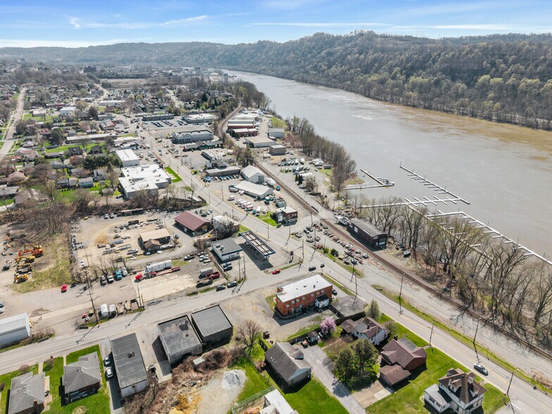 More Photos Of 1435 Freeport Rd, Cheswick General Retail For Sale