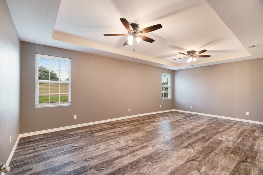 More Photos Of 6210 Lamar Rd, Reno Flex For Sale