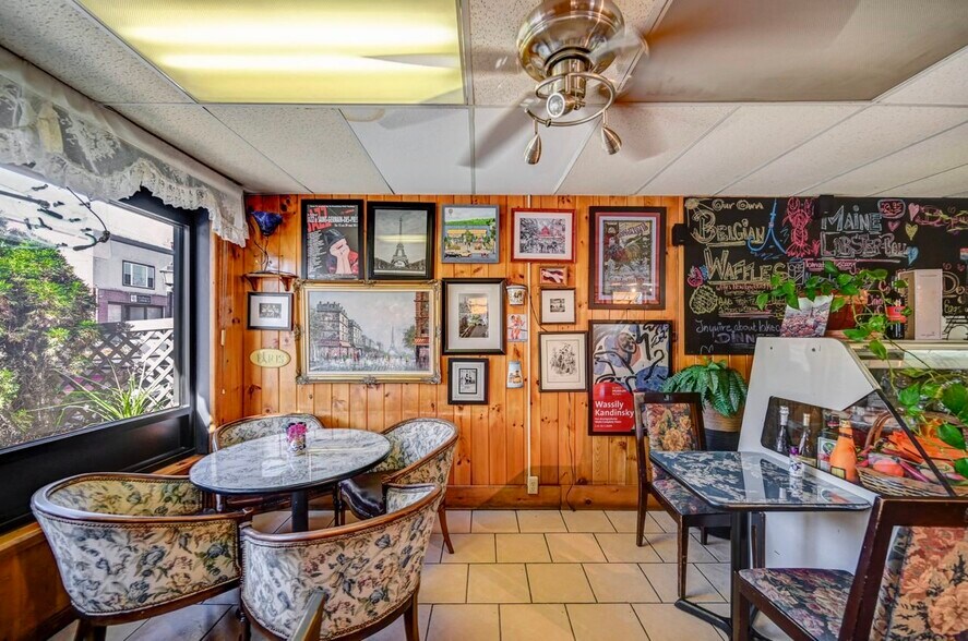 More Photos Of 501 Main St, Honesdale Restaurant For Sale