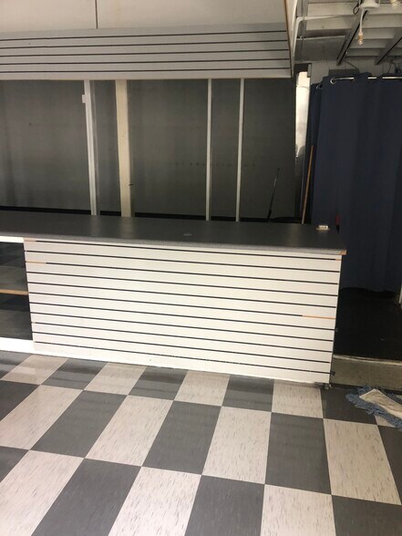 More Photos Of 2217 E Main St, Mesa Freestanding For Lease