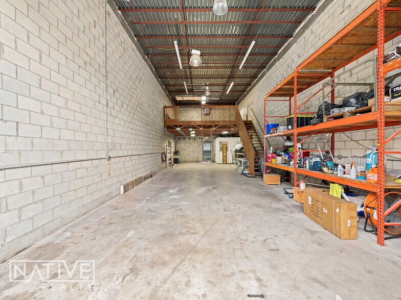More Photos Of 2365 SW 34th St, Fort Lauderdale Warehouse For Sale