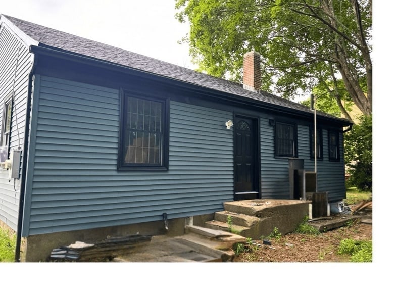 More Photos Of 529 Old County Rd, Westport Post Office For Sale