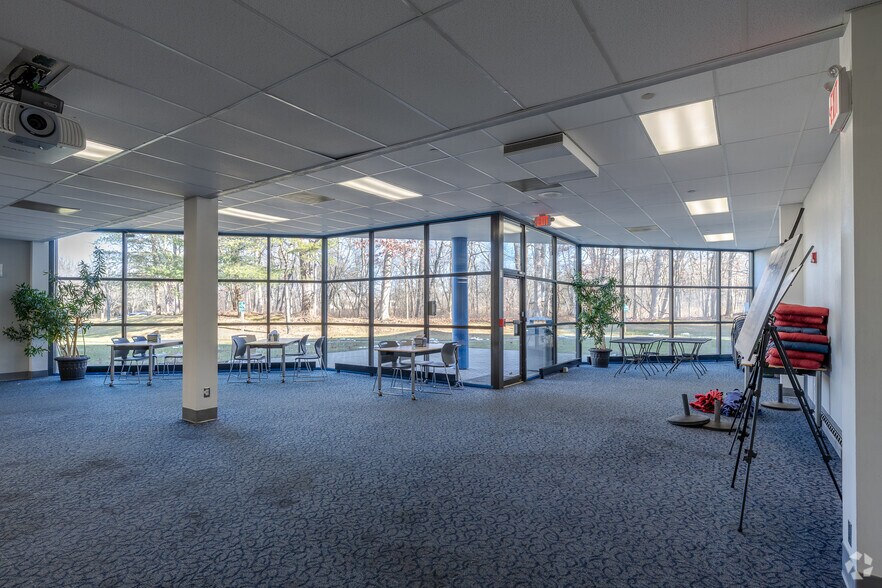 More Photos Of 570 Mount Pleasant Ave, Dover Warehouse For Sale