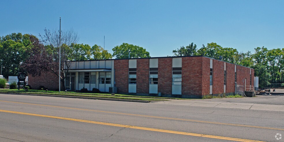 More Photos Of 1516 Nicholas Rd, Dayton Warehouse For Lease