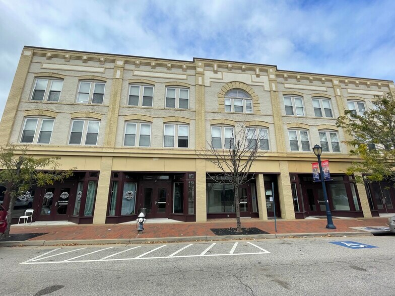 More Photos Of 245 E Broadway Ave, Hopewell Apartments For Lease