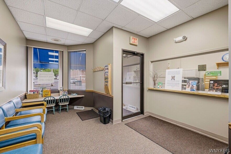 More Photos Of 259 Young St, Wilson Storefront Retail Residential For Sale