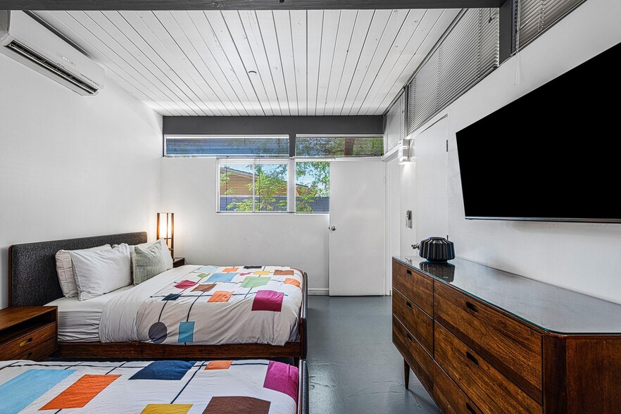 More Photos Of 795 E Chuckwalla Rd, Palm Springs Apartments For Sale