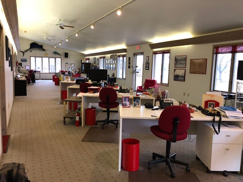 More Photos Of 95 S Dugan Rd, Sugar Grove Warehouse For Sale