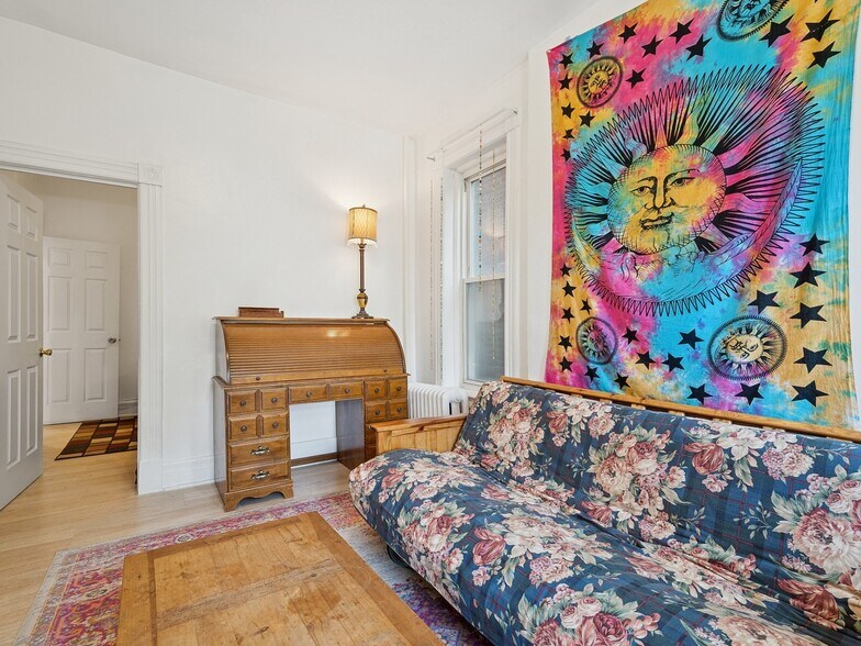 More Photos Of 123 3rd St, Newburgh Apartments For Sale