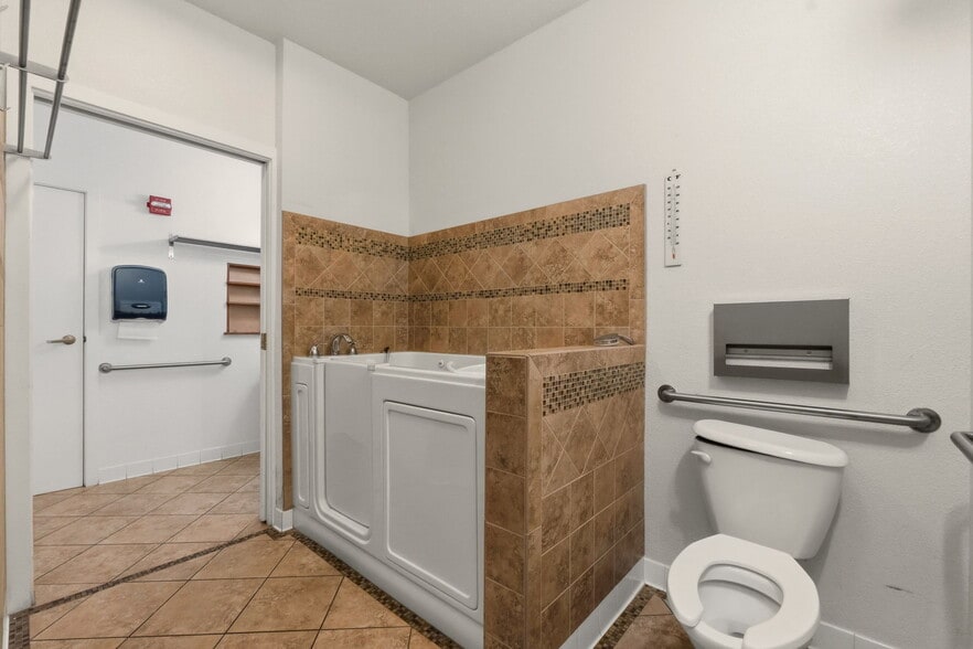 More Photos Of 24954 Cypress Ave, Hayward Multifamily For Sale