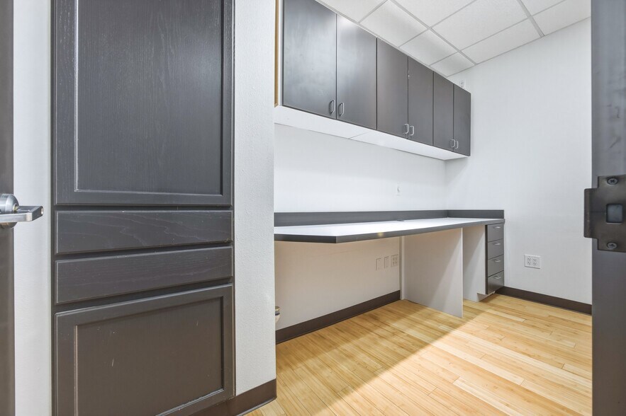 More Photos Of 12171 W Parmer Ln, Cedar Park Medical For Lease