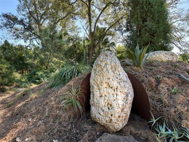 More Photos Of 638 Tillery St, Austin Office For Sale