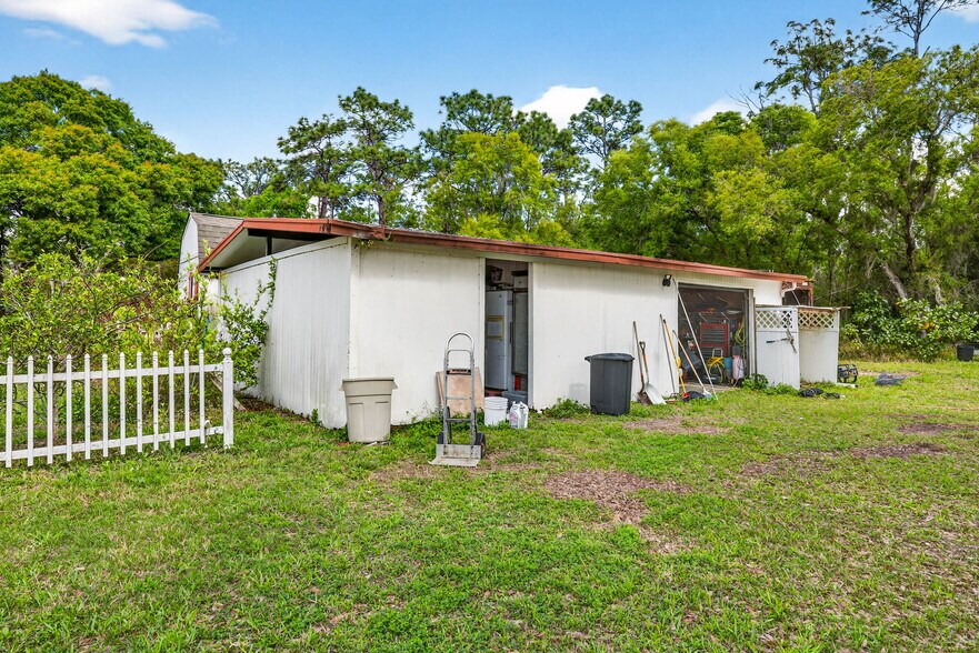 More Photos Of 3308 24th Ave SE, Ruskin Specialty For Sale