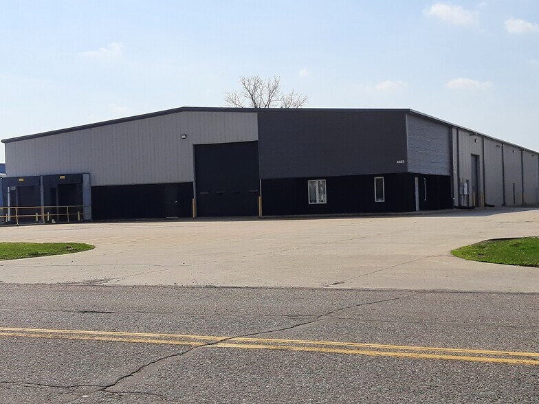 More Photos Of 4607 Wyland Dr, Elkhart Warehouse For Lease