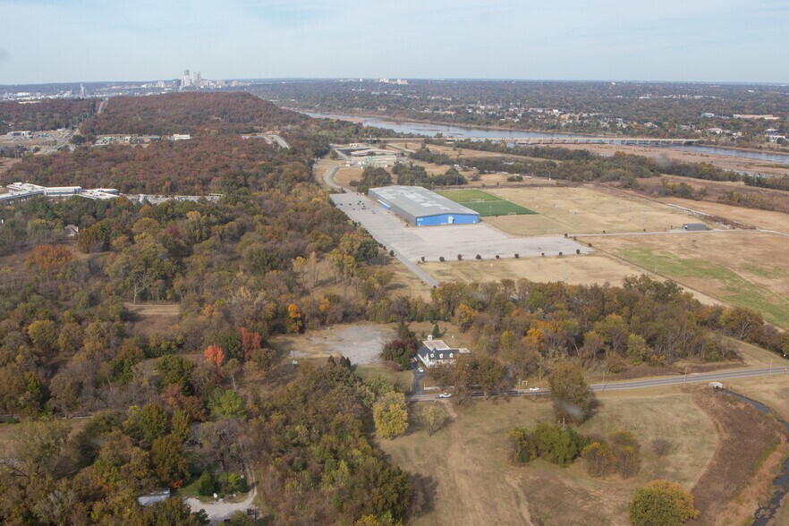 More Photos Of 1 W 81st St, Tulsa Lodge Meeting Hall For Sale