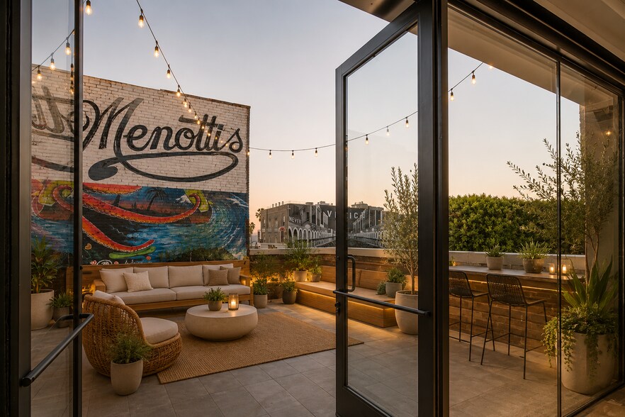 More Photos Of 62-66 Windward Ave, Venice Storefront Retail Office For Lease