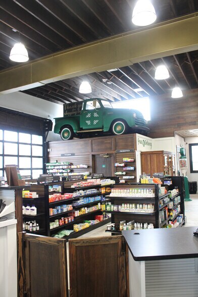 More Photos Of 245 Main St, South Kingstown Freestanding For Lease