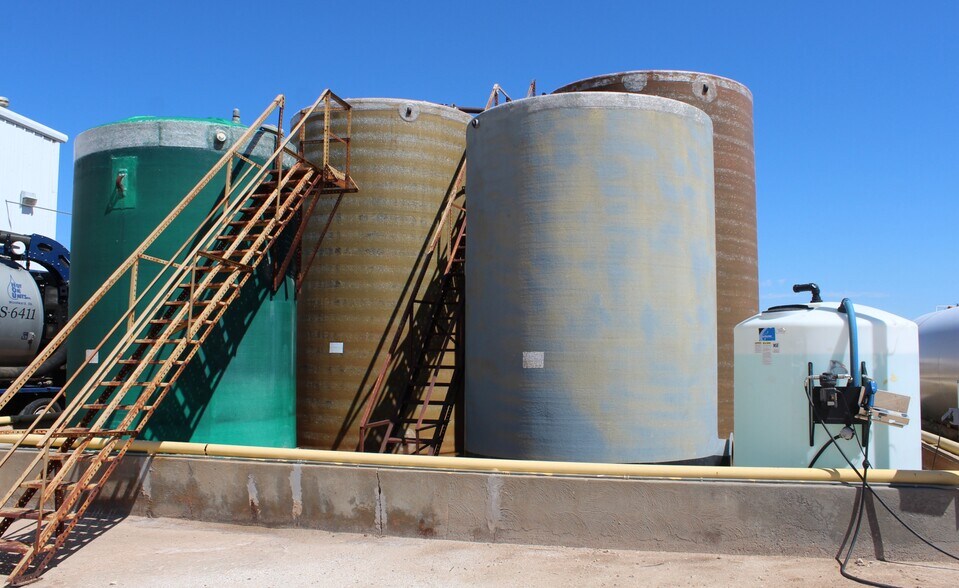 More Photos Of 4616 Oil Patch Dr, Woodward Warehouse For Sale