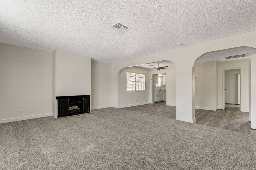 More Photos Of 4630 Koval Ln, Las Vegas Apartments For Sale