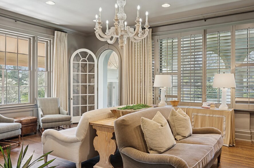 More Photos Of 6809 Airlie Rd, Warrenton Hotel For Sale