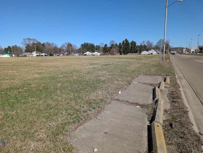 More Photos Of 300 Deo Dr, Newark Land For Sale