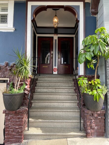 More Photos Of 1630-32-34 Hyde St, San Francisco Apartments For Sale