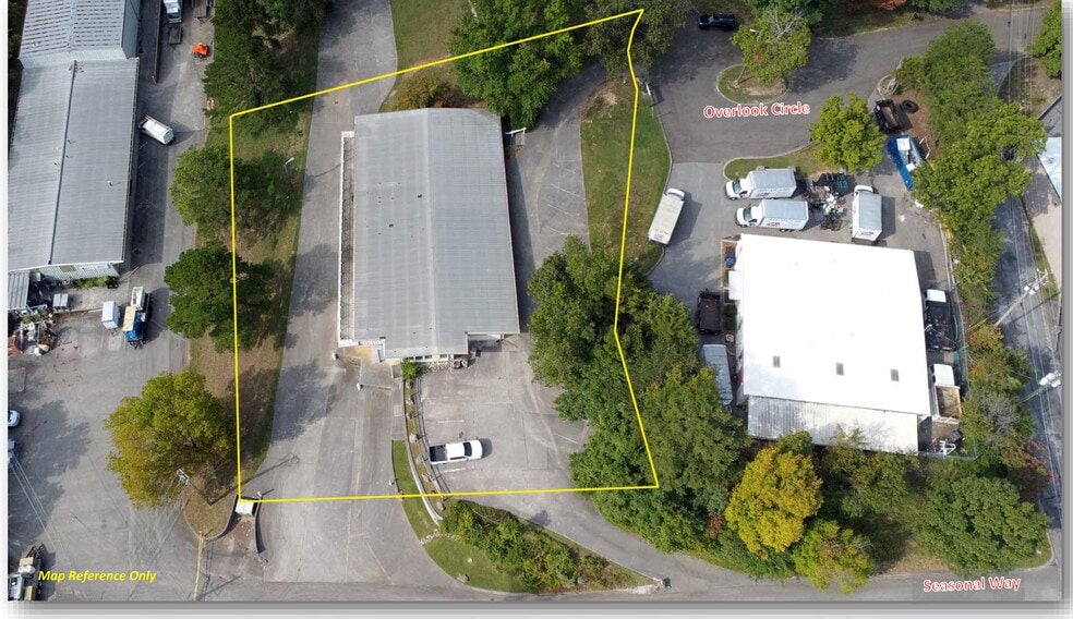 More Photos Of 3502 Overlook Cir, Knoxville Light Distribution For Sale