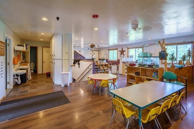 More Photos Of 3900 Cedar Ct, Suamico Daycare Center For Sale