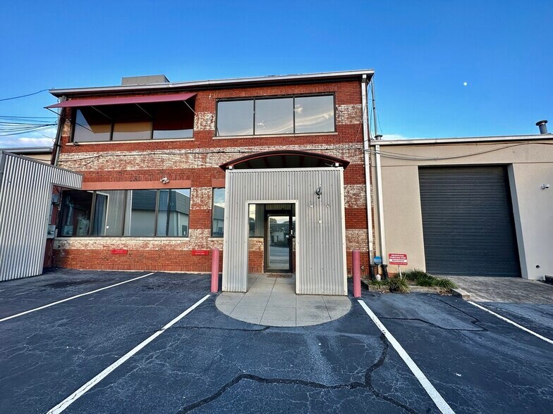 More Photos Of 500 Bishop St, Atlanta Unknown For Lease