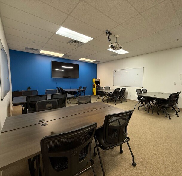 More Photos Of 1350 Jackie Rd SE, Rio Rancho Medical For Sale