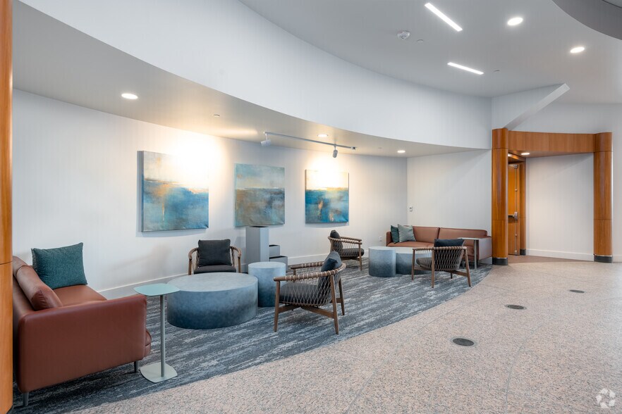 More Photos Of 909 A St, Tacoma Office For Lease