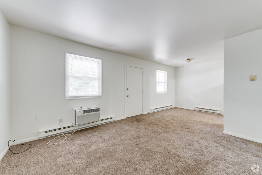 550 E Cass St, Schoolcraft, MI 49087 Apartments For Sale