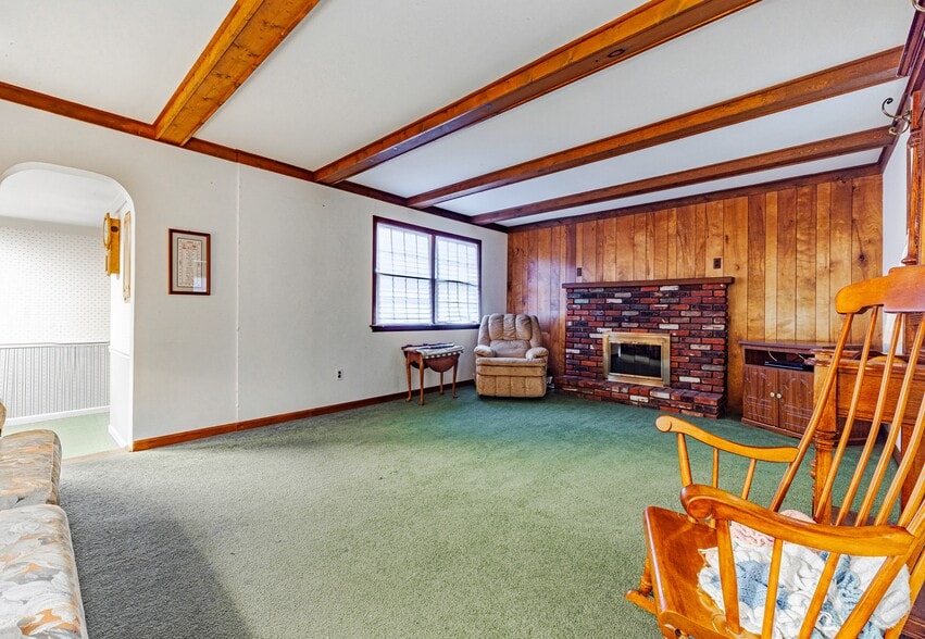 More Photos Of 90 Peters Ln, Blackwood Specialty For Sale