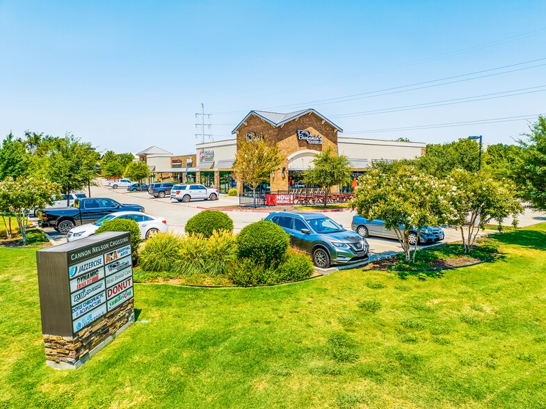 More Photos Of 295 W Byron Nelson Blvd, Roanoke General Retail For Lease