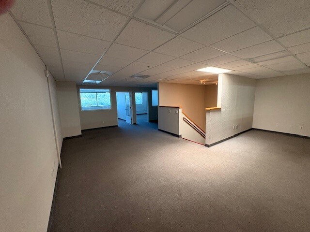 More Photos Of 285 Bel Marin Keys Blvd, Novato Light Manufacturing For Lease