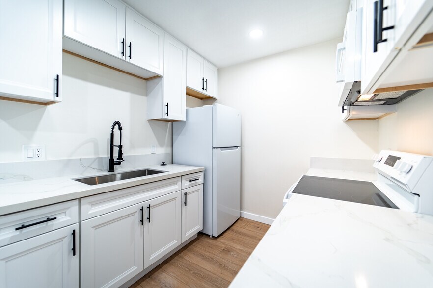 More Photos Of 4227 49th St, San Diego Apartments For Sale