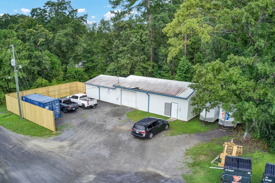 More Photos Of 3806-3816 Ladson Rd, Ladson Flex For Lease