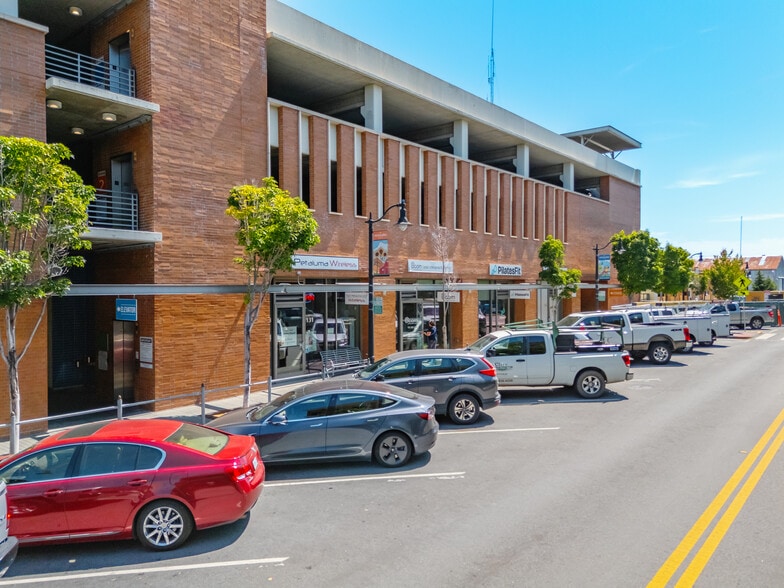 More Photos Of 141 2nd St, Petaluma Parking Garage For Sale