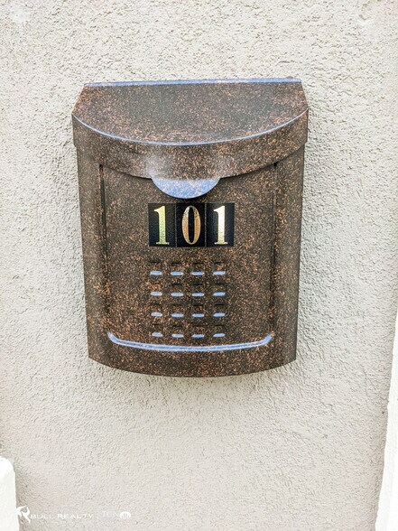 More Photos Of 1230 Upper Hembree Rd, Roswell Loft Creative Space For Lease