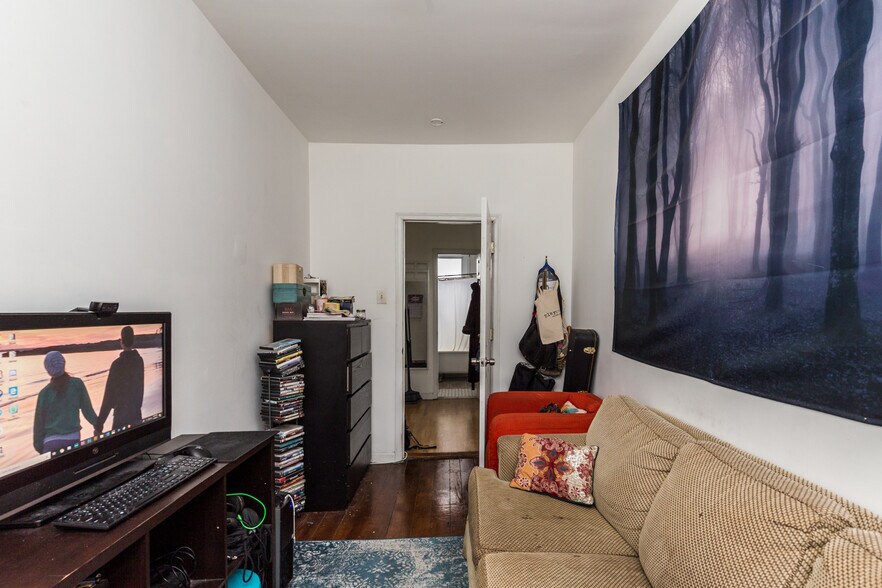 More Photos Of 1434 S 5th St, Philadelphia Apartments For Sale