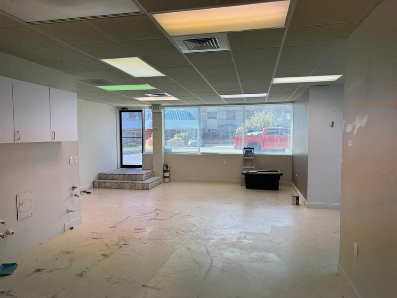 More Photos Of 2760 Boston St, Baltimore Office For Lease