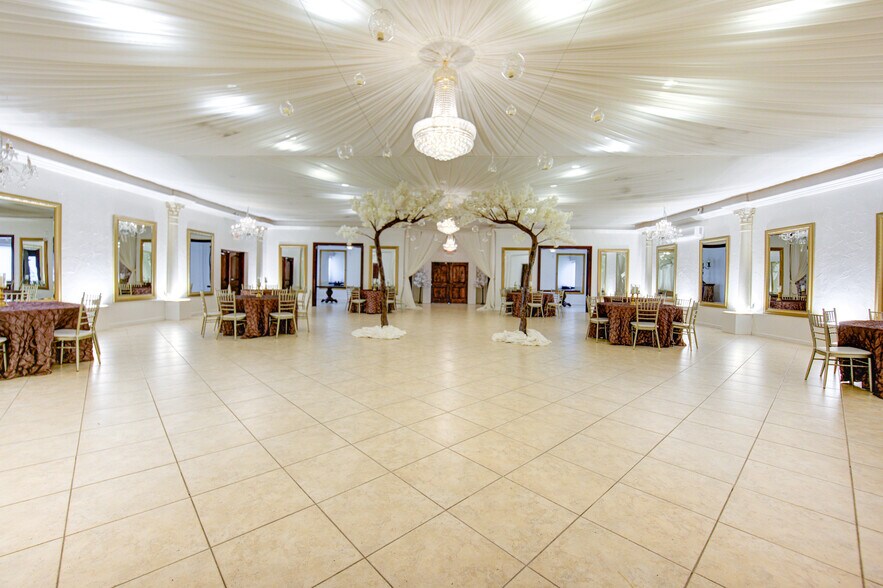 More Photos Of 3600 Michaux St, Houston Lodge Meeting Hall For Sale