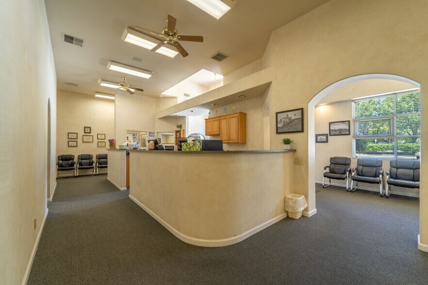 More Photos Of 1444 W Main St, Ripon Medical For Sale