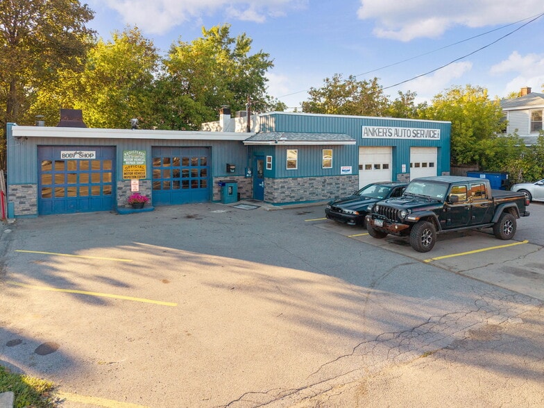 More Photos Of 1907 Van Vranken Ave, Schenectady Auto Repair For Sale