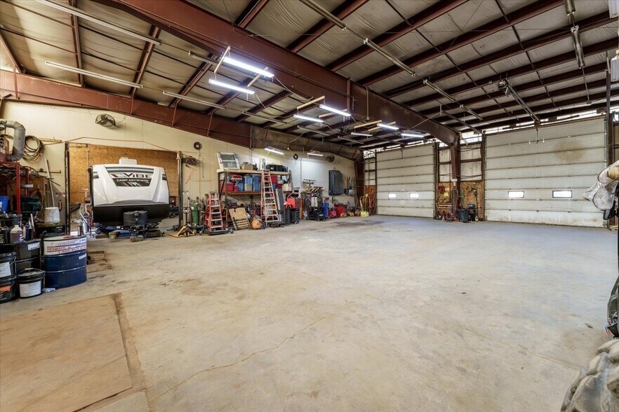 More Photos Of 66 Andrews Rd, Biddeford Warehouse For Sale