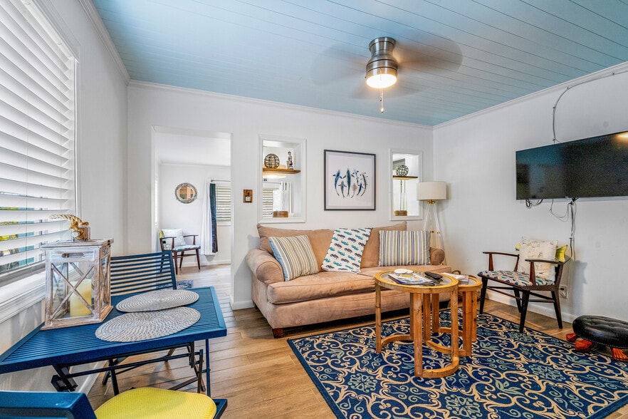 More Photos Of 11450 S Indian River Dr, Sebastian Hotel For Sale