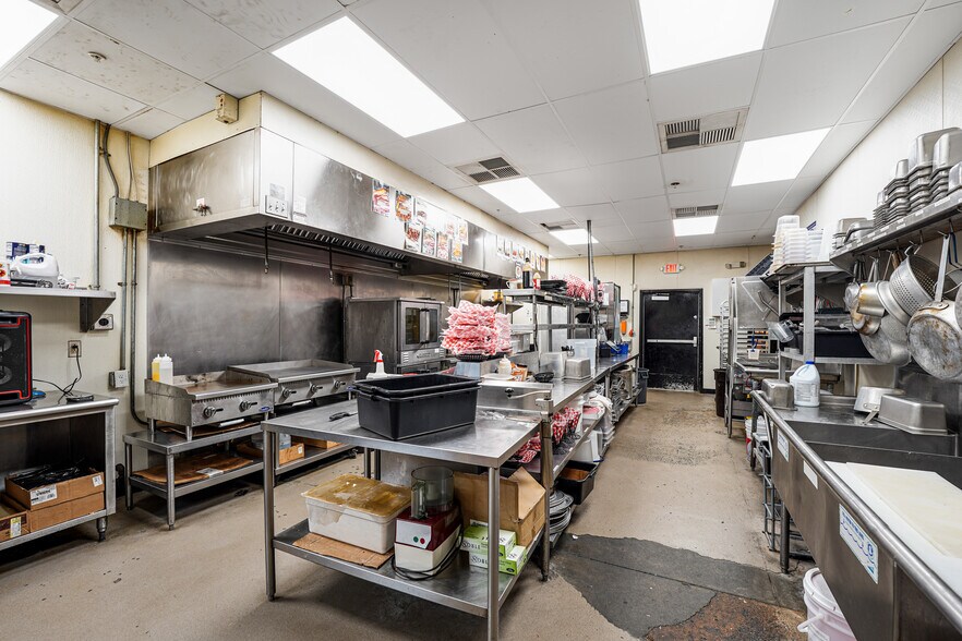 More Photos Of 1240 Fort Bragg Rd, Fayetteville Restaurant For Sale