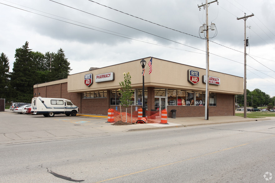 Primary Photo Of 53 S Maple St, Grant Freestanding For Sale