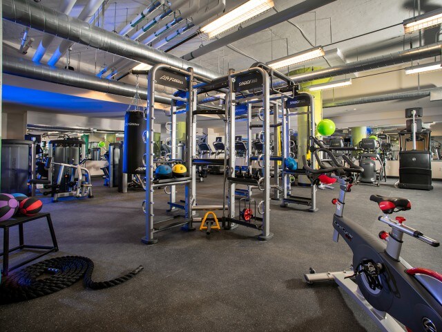 More Photos Of 1401 New York Ave NE, Washington Unknown For Lease